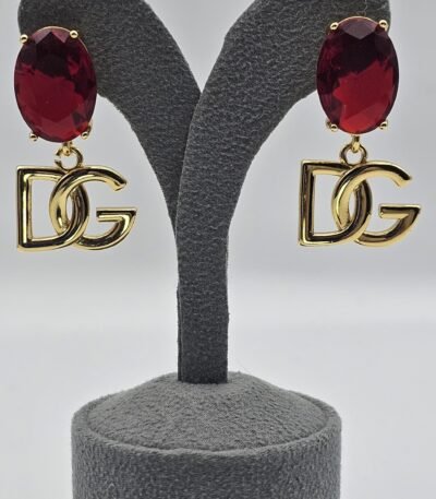 dolce&gabbana modeli kırmızı taşlı dg altın küpe