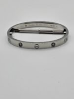 Cartier Love modeli gümüş taşlı bilezik