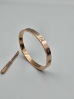 Cartier Love modeli rose gold taşsız bilezik