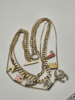 Chanel modeli renkli harfli taşlı gold altın cc kolye