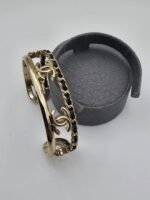 Chanel modeli siyah derili gold cc bileklik