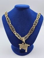 Christian dior modeli yazılı gold altın dior kolye