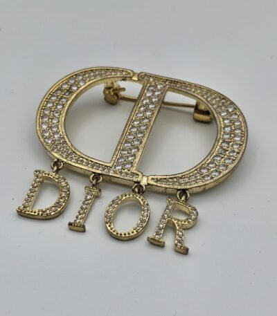 Dior modeli taşlı gold cd broş