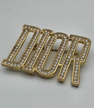 Dior modeli taşlı gold cd broş