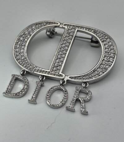 Dior modeli taşlı gümüş cd broş