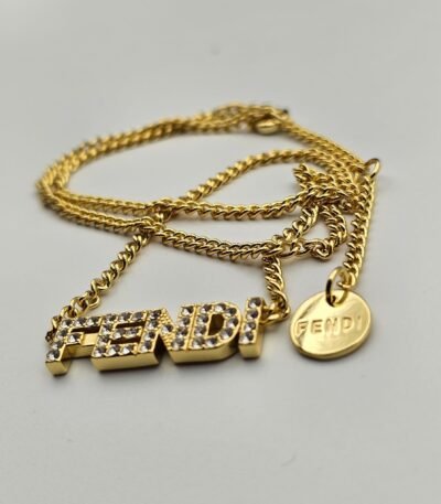 Fendi modeli taşlı gold kolye