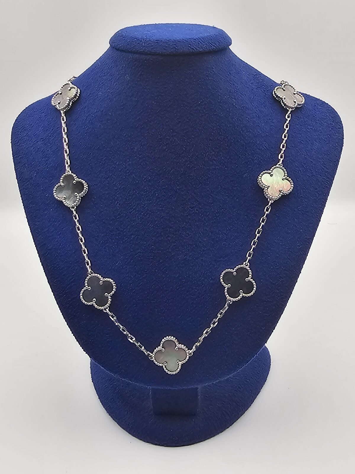 Van cleef modeli 10 yapraklı büyük yonca doğal taş sedef gri vca gümüş kolye