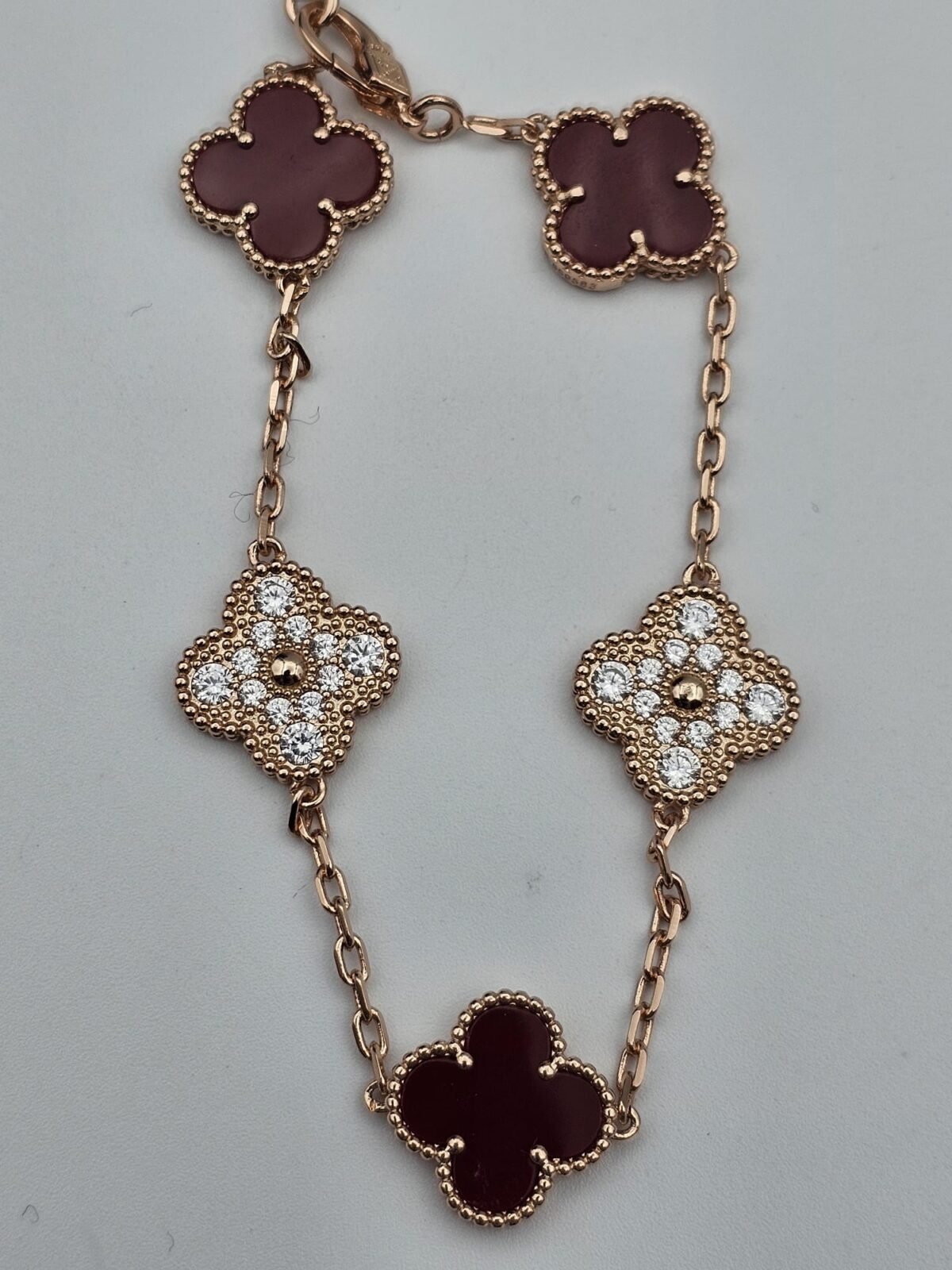 Van cleef modeli 5 yapraklı büyük yonca doğal taş kırmızı-taşlı vca rose bileklik