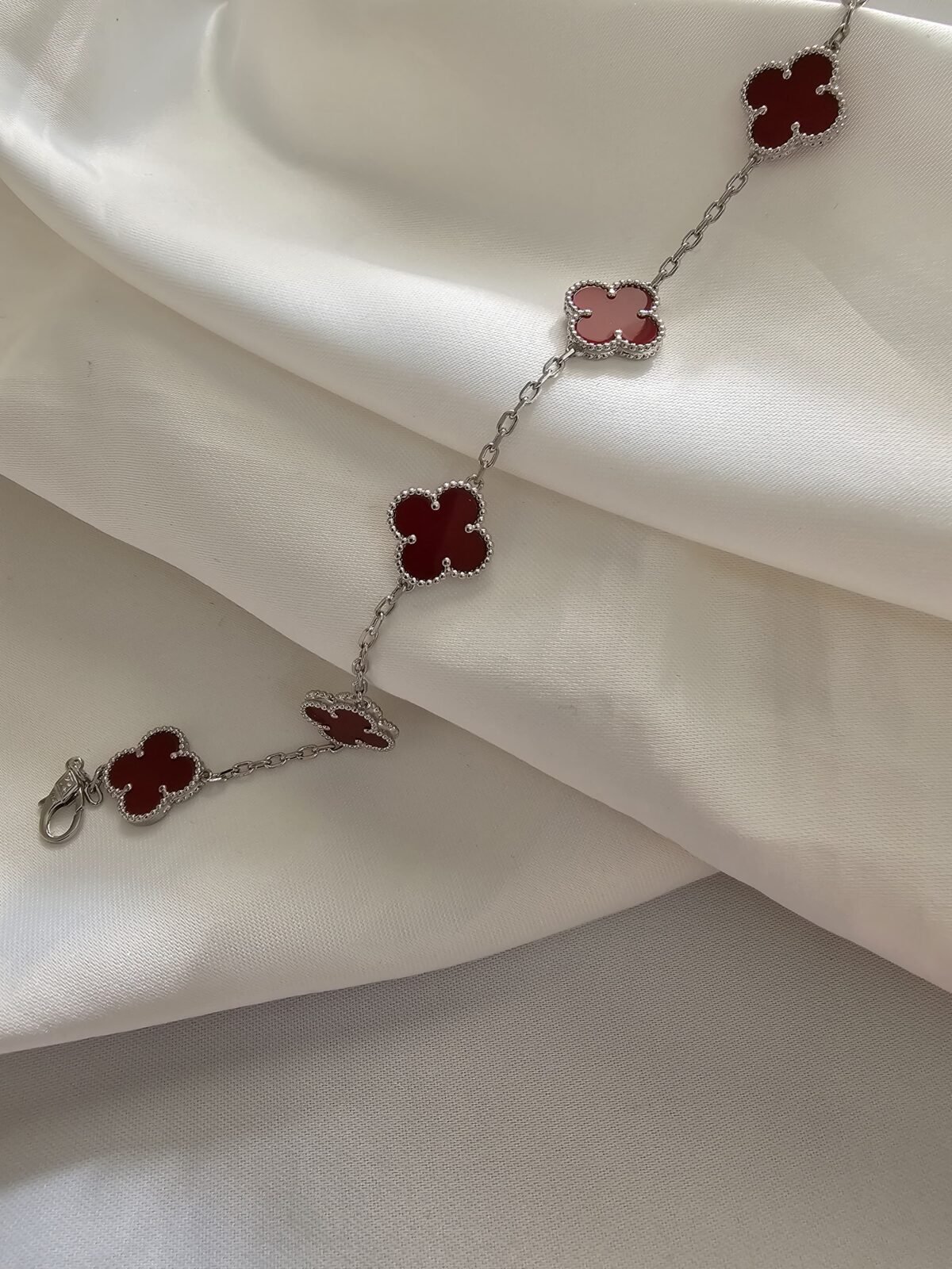 Van cleef modeli 5 yapraklı büyük yonca doğal taş kırmızı vca gümüş bileklik