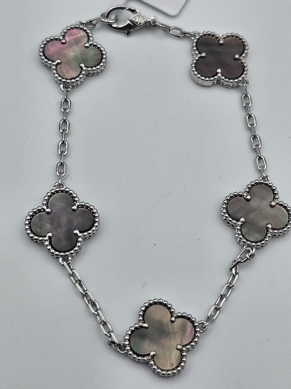 Van cleef modeli 5 yapraklı büyük yonca doğal taş sedef gri vca gümüş bileklik