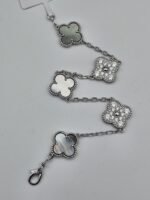 Van cleef modeli 5 yapraklı büyük yonca doğal taş sedef gri ve taşlı vca gümüş bileklik