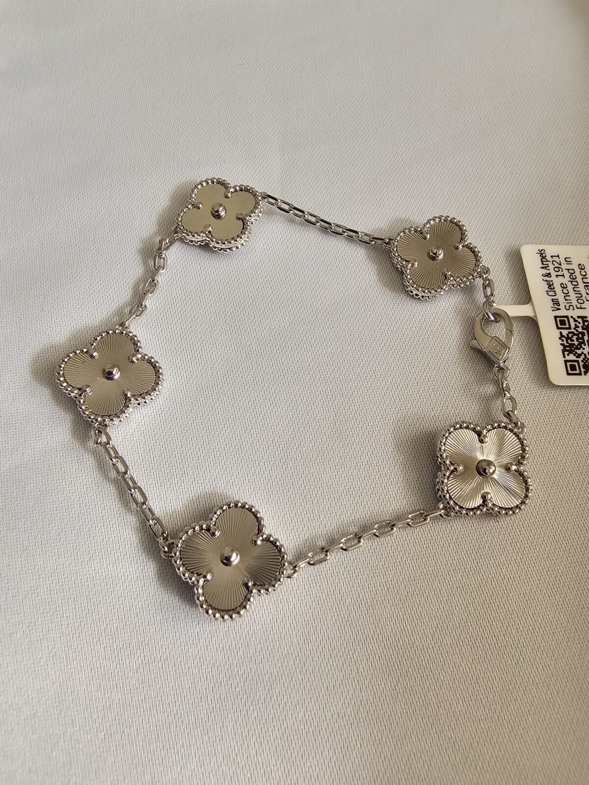 Van cleef modeli 5 yapraklı büyük yonca düz vca gümüş bileklik