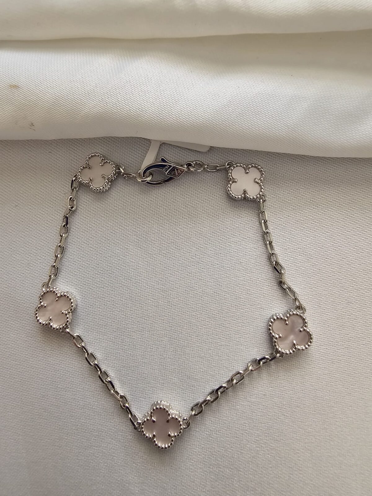 Van cleef modeli 5 yapraklı küçük yonca doğal taş sedef pembe vca gümüş bileklik