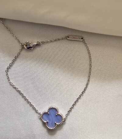 Van cleef modeli tek yapraklı büyük yonca doğal taş açık mavi vca gümüş bileklik
