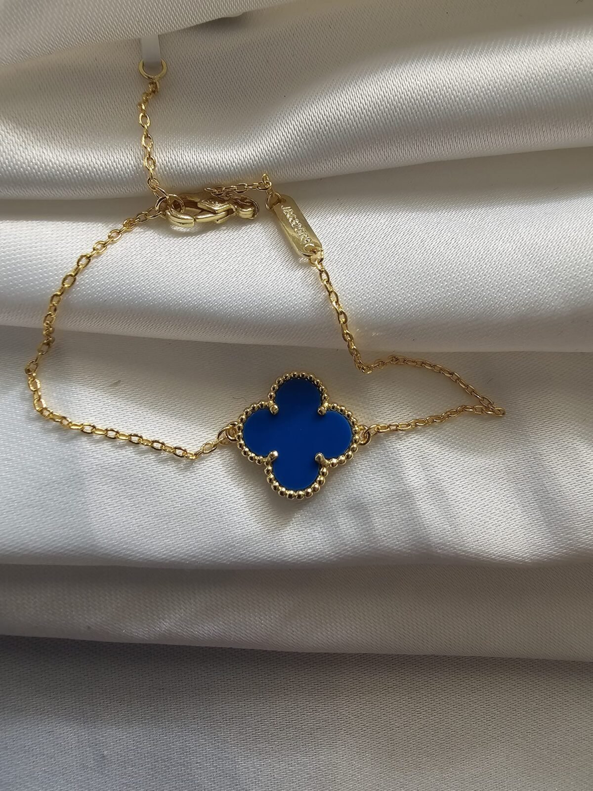 Van cleef modeli tek yapraklı büyük yonca doğal taş mavi vca gold bileklik