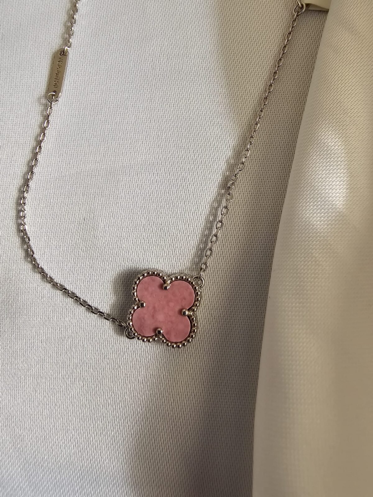Van cleef modeli tek yapraklı büyük yonca doğal taş pembe vca gümüş bileklik