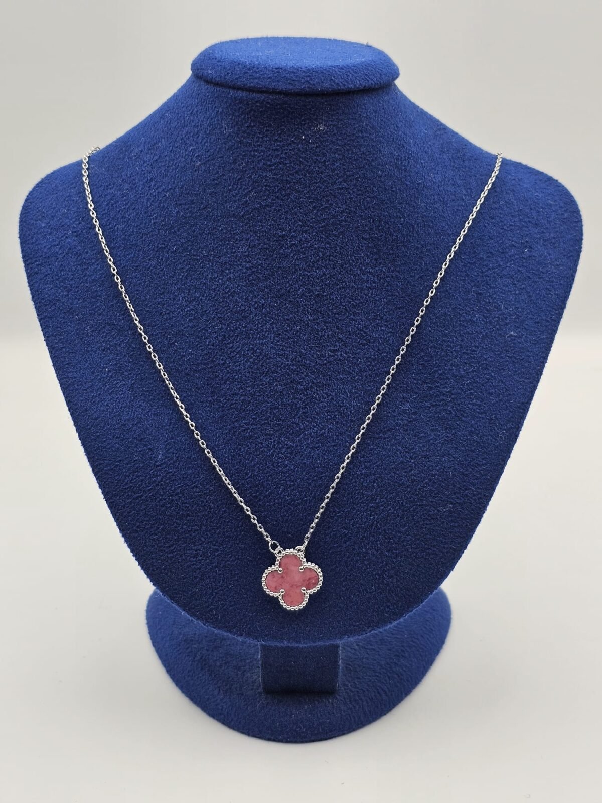 Van cleef modeli tek yapraklı büyük yonca doğal taş pembe vca gümüş kolye