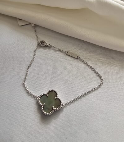Van cleef modeli tek yapraklı büyük yonca doğal taş sedef gri vca gümüş bileklik