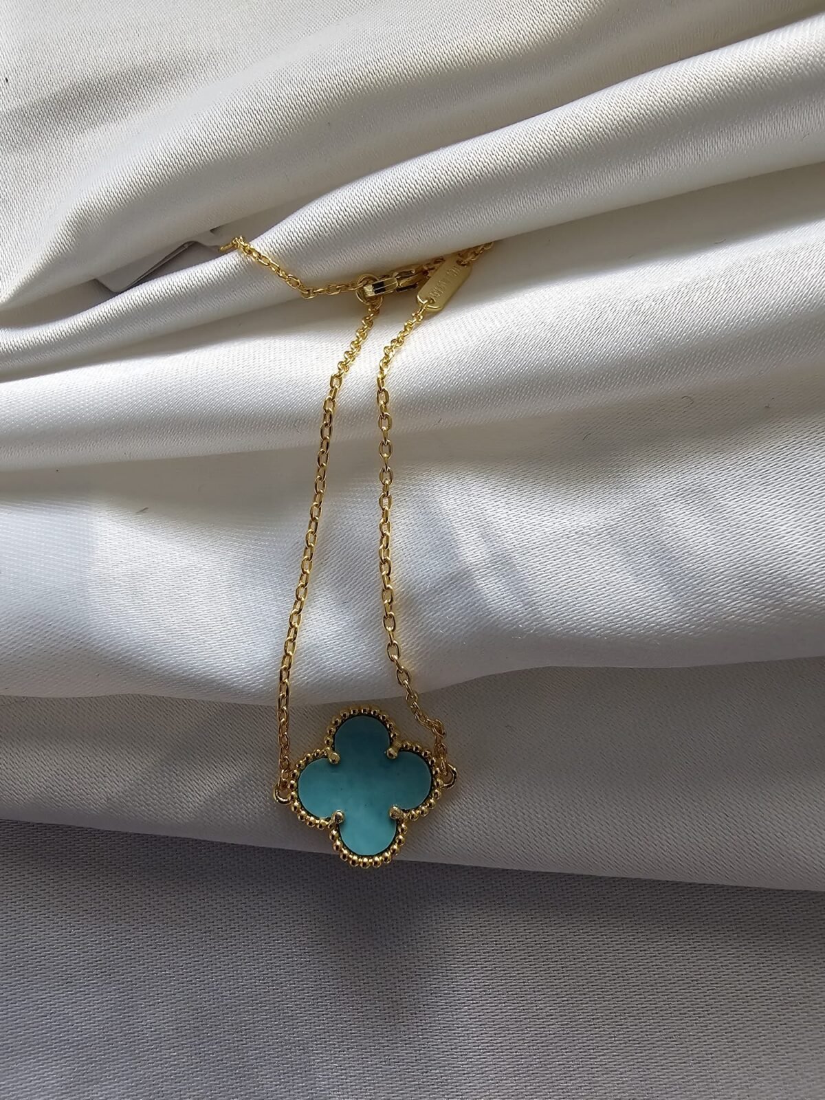 Van cleef modeli tek yapraklı büyük yonca doğal taş turkuaz vca gold bileklik