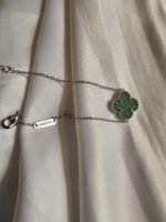 Van cleef modeli tek yapraklı büyük yonca doğal taş zümrüt yeşili vca gümüş bileklik