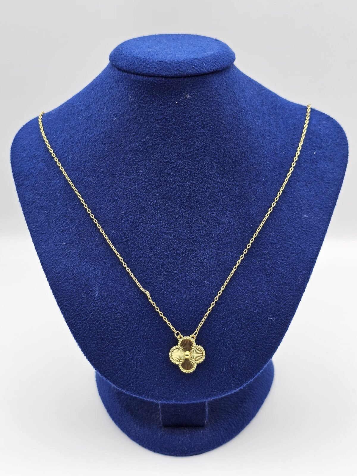 Van cleef modeli tek yapraklı büyük yonca düz vca gold kolye
