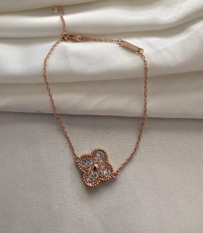 Van cleef modeli tek yapraklı büyük yonca taşlı vca rose bileklik