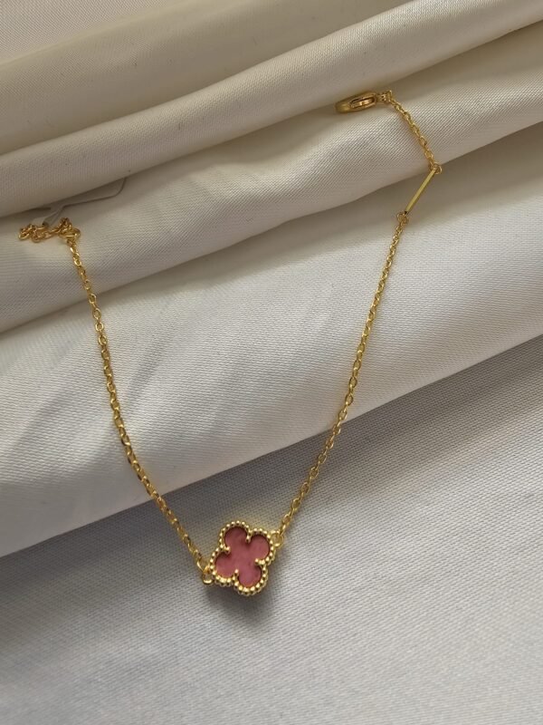 Van cleef modeli tek yapraklı küçük yonca doğal taş pembe vca gold bileklik