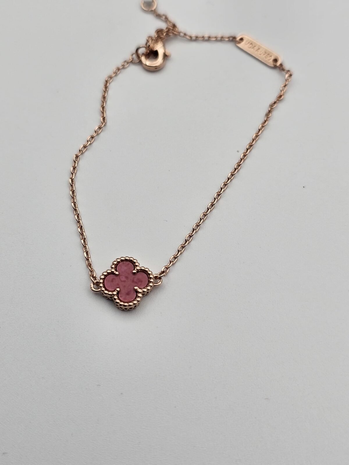 Van cleef modeli tek yapraklı küçük yonca doğal taş pembe vca rose bileklik
