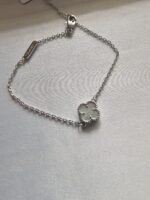 Van cleef modeli tek yapraklı küçük yonca doğal taş sedef beyaz vca gümüş bileklik