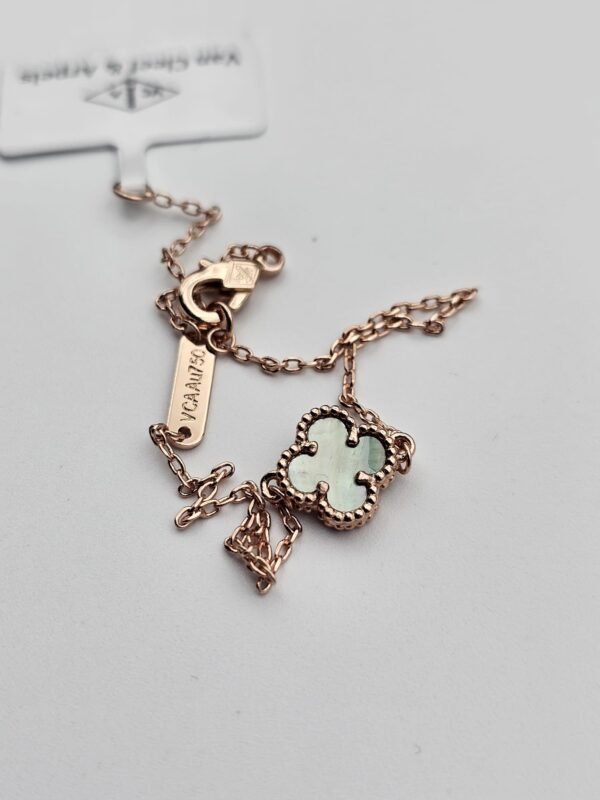 Van cleef modeli tek yapraklı küçük yonca doğal taş sedef gri vca rose bileklik