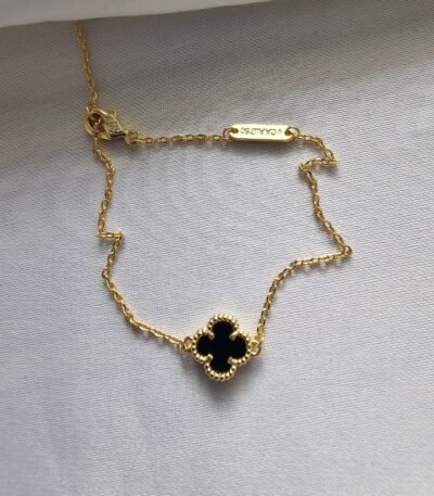 Van cleef modeli tek yapraklı küçük yonca doğal taş siyah vca gold bileklik