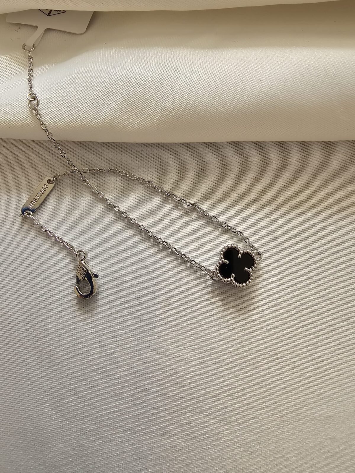 Van cleef modeli tek yapraklı küçük yonca doğal taş siyah vca gümüş bileklik