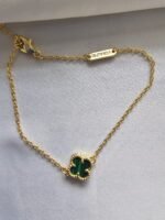 Van cleef modeli tek yapraklı küçük yonca doğal taş zümrüt yeşili vca gold bileklik