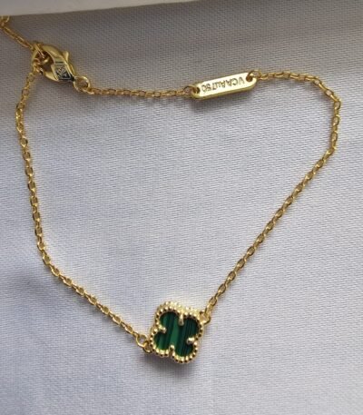 Van cleef modeli tek yapraklı küçük yonca doğal taş zümrüt yeşili vca gold bileklik