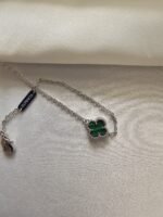 Van cleef modeli tek yapraklı küçük yonca doğal taş zümrüt yeşili vca gümüş bileklik