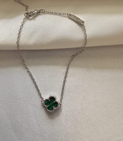 Van cleef modeli tek yapraklı küçük yonca doğal taş zümrüt yeşili vca gümüş bileklik