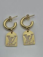 louis vuitton modeli taşlı gold altın lv küpe