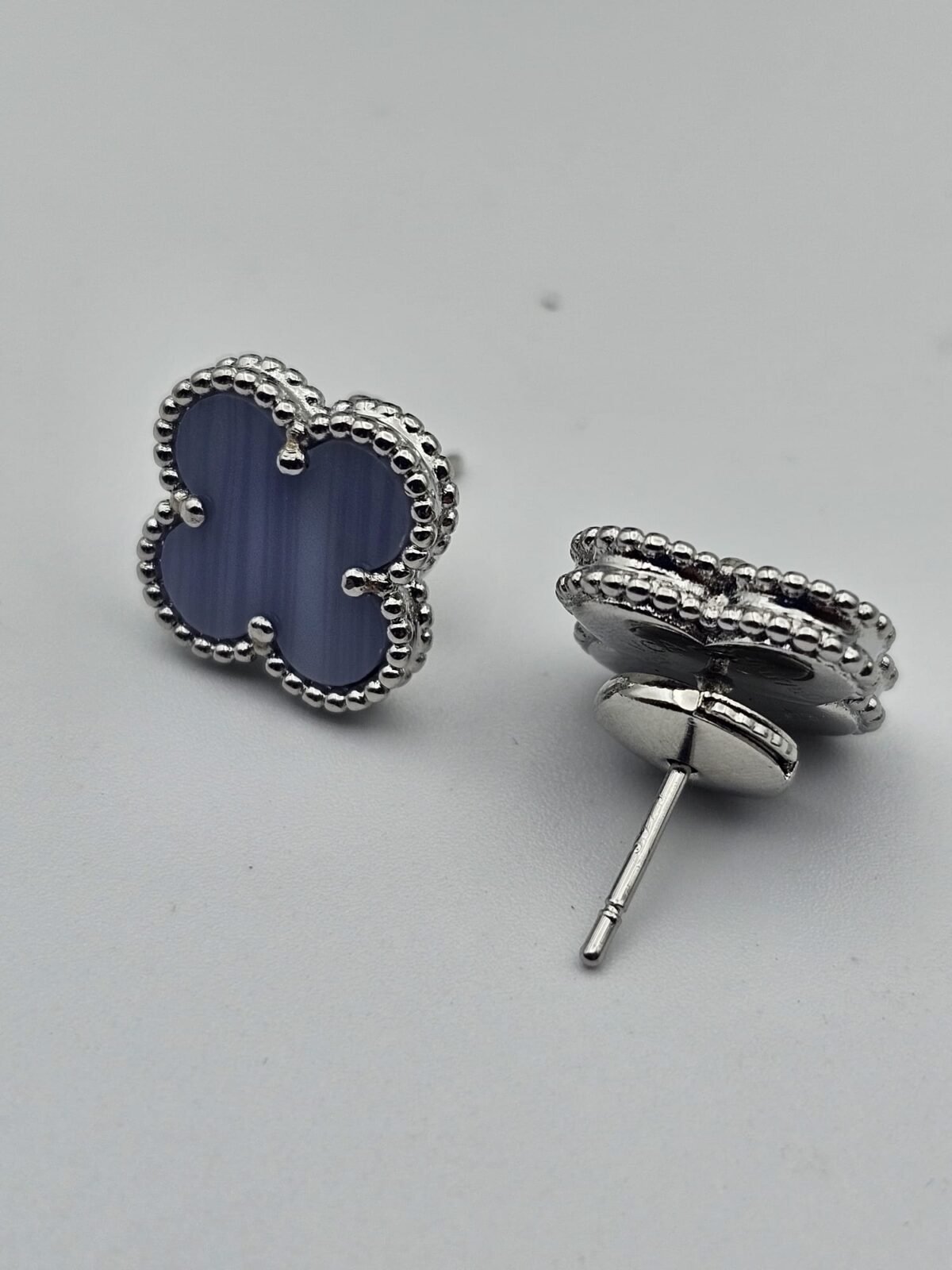 van cleef modeli büyük yonca doğal taş açık mavi gümüş vca küpe
