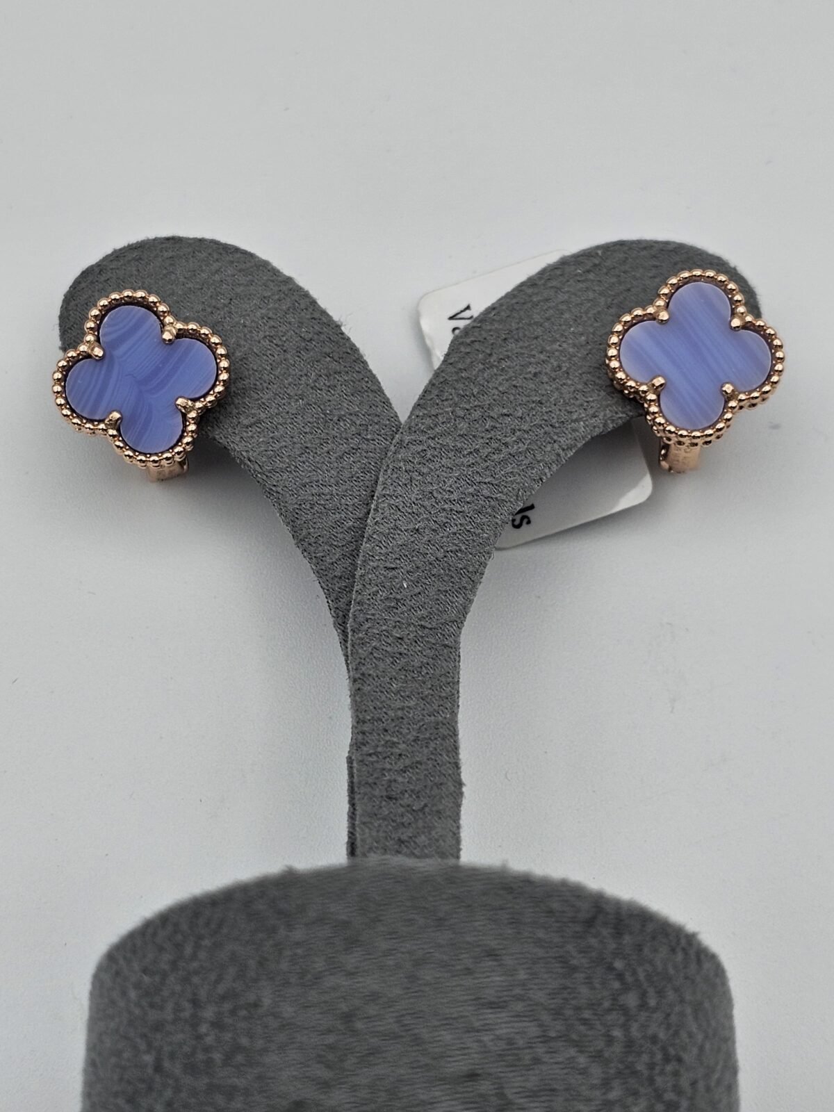 van cleef modeli büyük yonca doğal taş açık mavi rose omega vca küpe