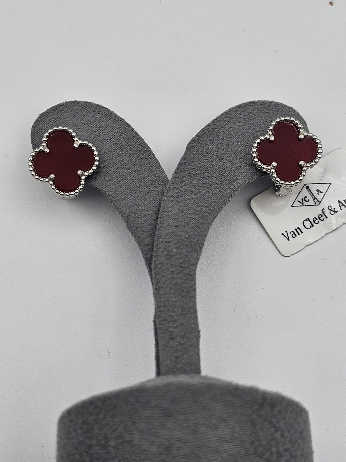 van cleef modeli büyük yonca doğal taş kırmızı gümüş omega vca küpe