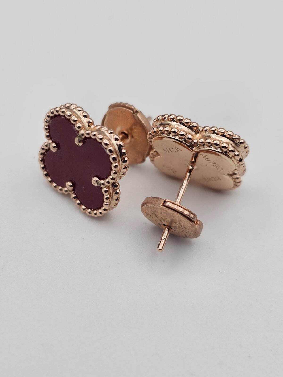 van cleef modeli büyük yonca doğal taş kırmızı rose vca küpe