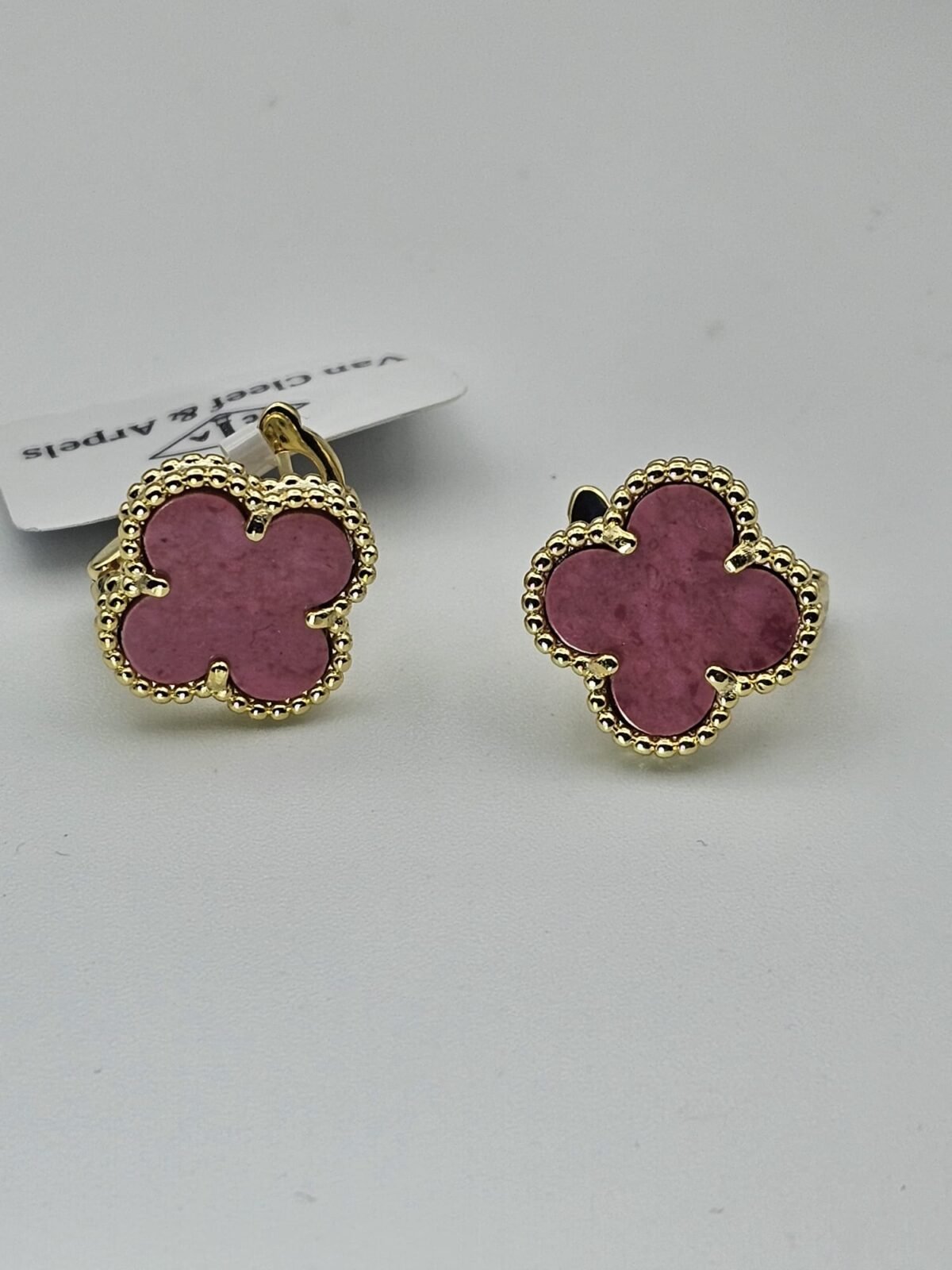 van cleef modeli büyük yonca doğal taş pembe gold altın omega vca küpe