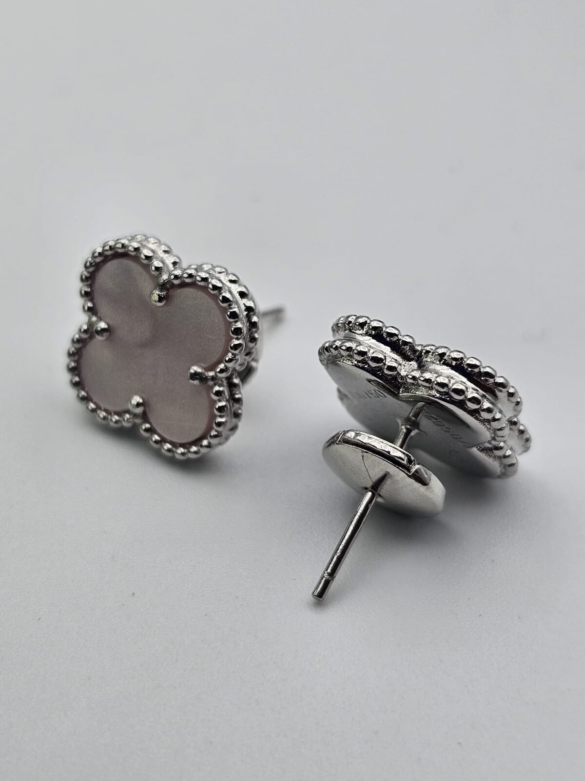 van cleef modeli büyük yonca doğal taş sedef pembe gümüş vca küpe
