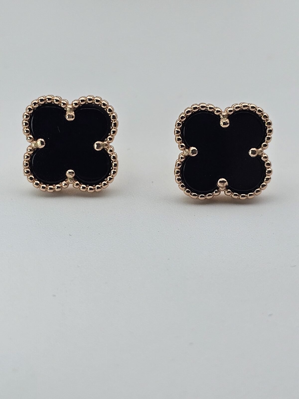 van cleef modeli büyük yonca doğal taş siyah rose vca küpe