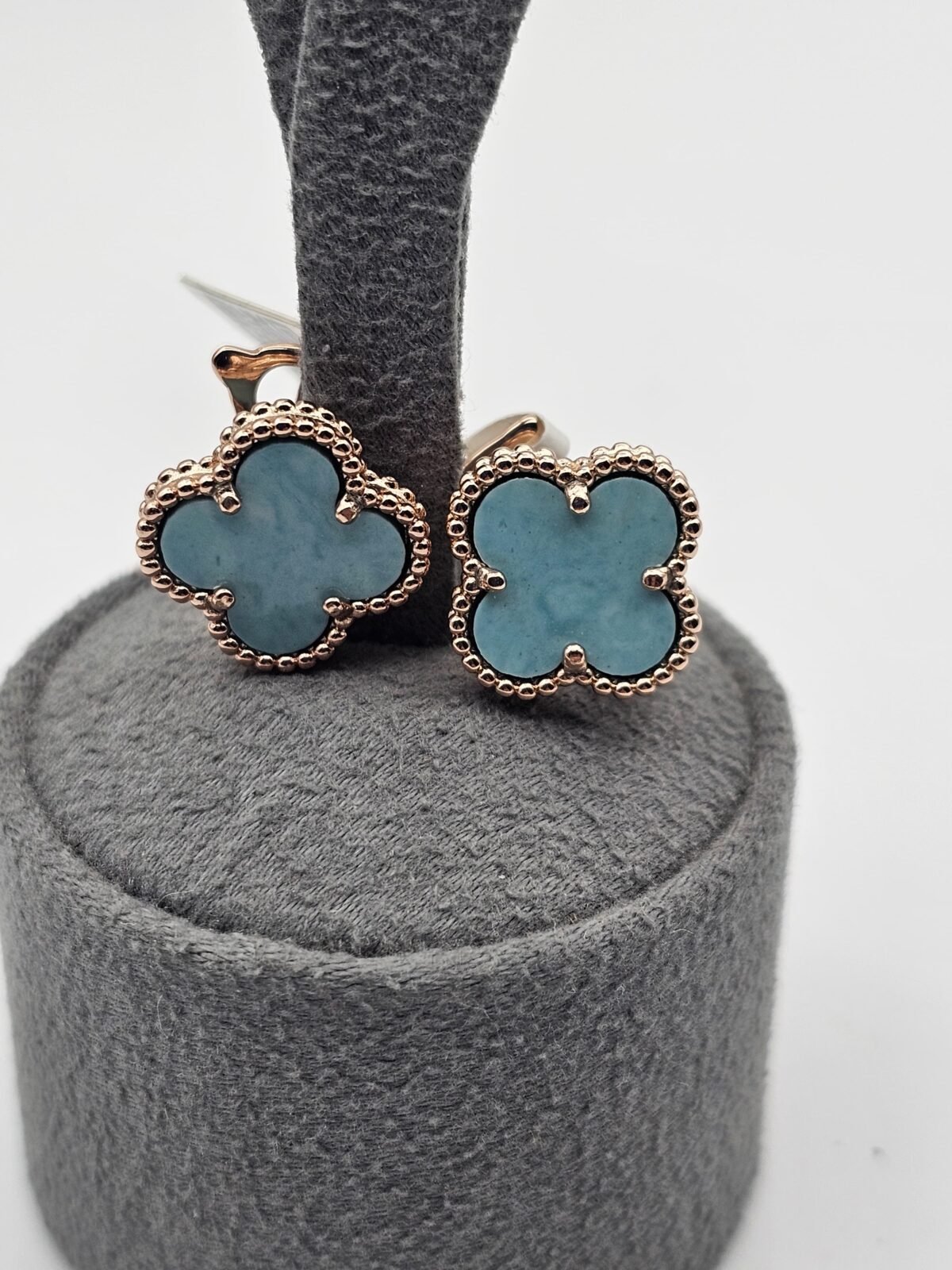 van cleef modeli büyük yonca doğal taş turkuaz rose omega vca küpe