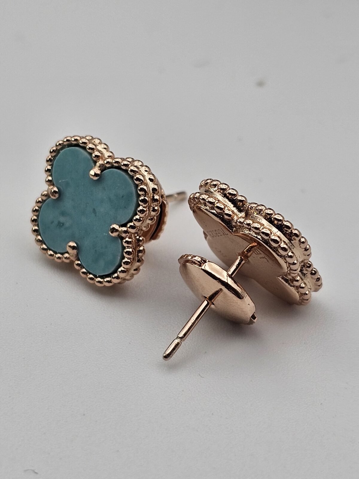 van cleef modeli büyük yonca doğal taş turkuaz rose vca küpe