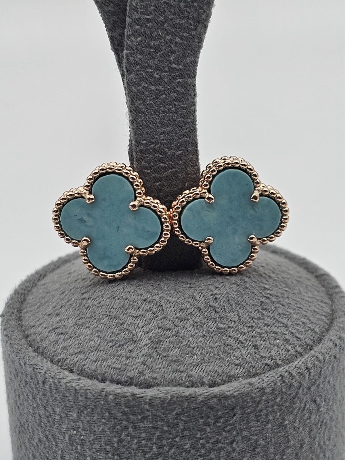 van cleef modeli büyük yonca doğal taş turkuaz rose vca küpe